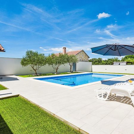 Holiday Home Anić Smilcic Zewnętrze zdjęcie